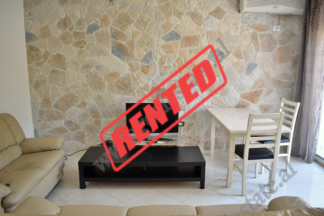 One bedroom apartment for rent in Peti street&nbsp;in Tirana.&nbsp;
The apartment is situated on th