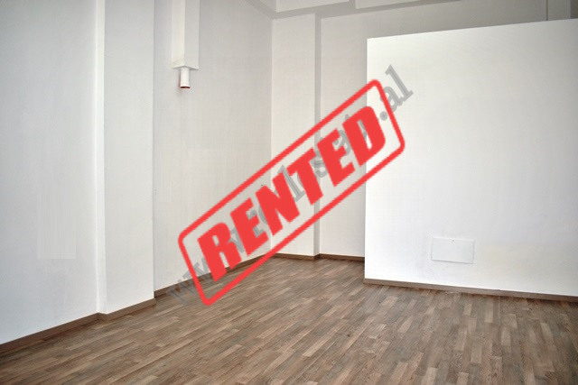 Studio apartment &nbsp;for rent in Arkitekt Kasemi Street in the area of Brryli in Tirana
The apart