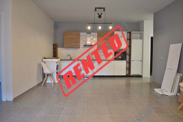 Apartament 2+1 per qera ne rrugen Peti ne Tirane.

Apartamenti ndodhet ne katin e dyte te nje pall