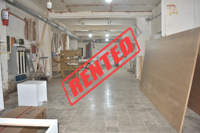 Warehouse for rent in Ibrahim Shalqizi street in Tirana, Albania.
It is located on the ground floor