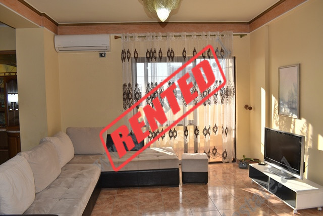 Apartament 3+1 me qera ne rrugen Him Kolli ne Tirane.

Apartamenti ndodhet ne katin e 11te &nbsp;t