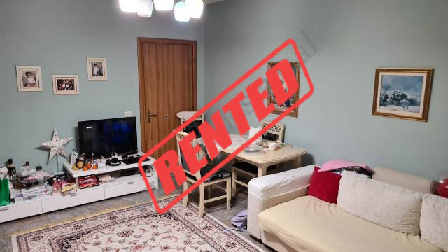 Apartament me qira ne rrugen Mihal Grameno ne Tirane
Ndodhet ne katin e 3-te te nje pallati te ri t