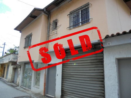 Building for sale near the Center of Tirana.
The property lies on a plot of 91.1sqm.
The land is e