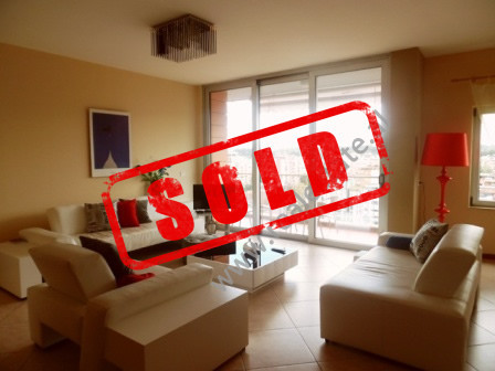 Apartament 2+1 me qera ne rrugen e Elbasanit ne Tirane.

Apartamenti ndodhet ne nje nga ndertesat 