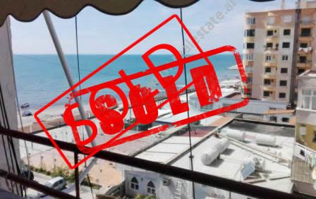 Apartament 1+1 per shitje ne rugen Aleksander Goga ne Durres.

Ndodhet ne katin e 4-te te nje pall