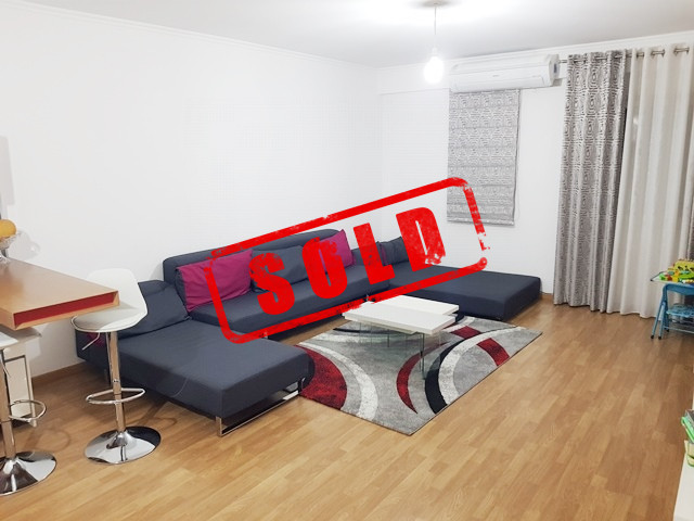 Apartament 2+1 per shitje ne kompleksin Magnet ne Tirane.

Ndodhet ne katin e 5-te te nje pallati 