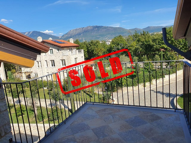 Apartament per shitje ne nje qender rezidenciale moderne te sapoperfunduar ne Lunder.
Rezidenca esh Apartament per shitje ne nje qender rezidenciale moderne te sapoperfunduar ne Lunder.
Rezidenca esh