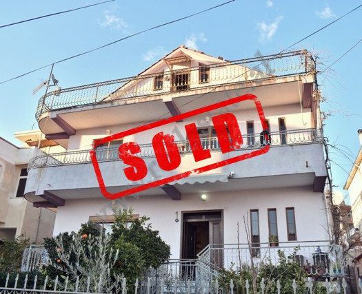 Three storey villa for sale in Kodra e Priftit street in Tirana, Albania.
It has a total land surfa