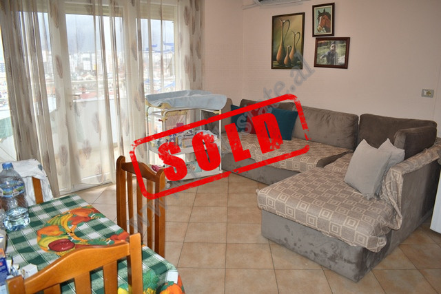 Apartament 1+1 per shitje ne rrugen&nbsp;Teodor Keko ne Tirane.
Pozicionohet ne katin e 9 dhe te fu