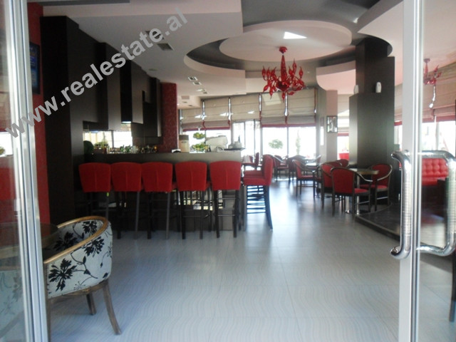 Bar Kafe ne shitje ne rrugen Don Bosko ne Tirane (TRS-1013-44)