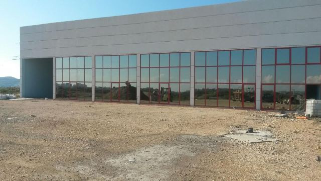 Kapanon industrial me qera ne Durres, (DRR-1116-65d)