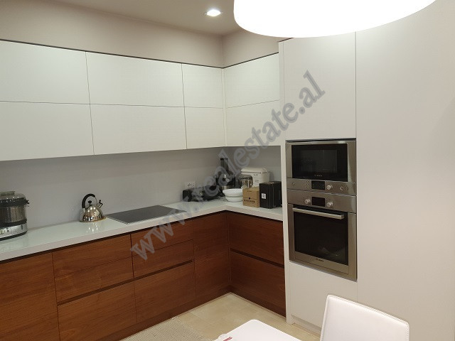 Apartament 3+1 prane Librit Universitar ne Tirane thumbnail 4