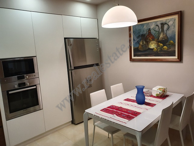 Apartament 3+1 prane Librit Universitar ne Tirane thumbnail 5
