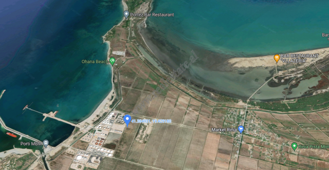 Toke per shitje te Porto Romano , ne Durres