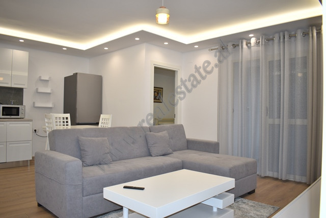 Apartament 2+1 prane Bulevardit Zogu I ne Tirane