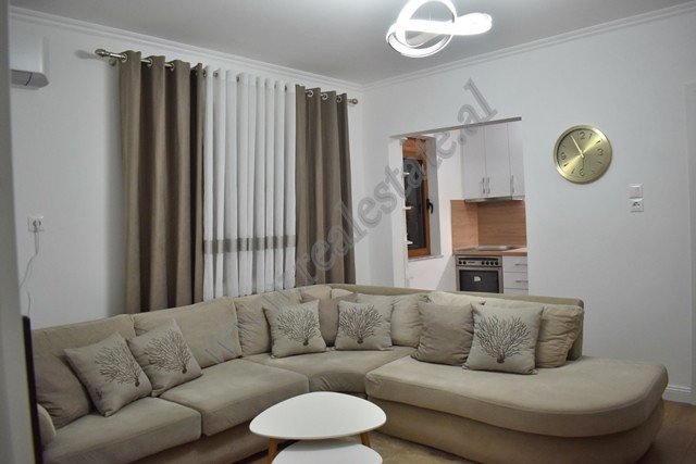 Apartament 3+1 me qira prane rruges Qemal Stafa ne Tirane