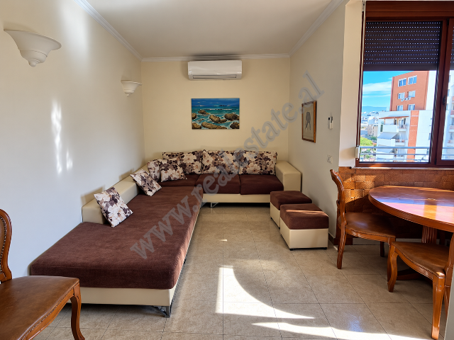 Apartament 2+1 me qira tek Shkolla e Baletit ne Tirane