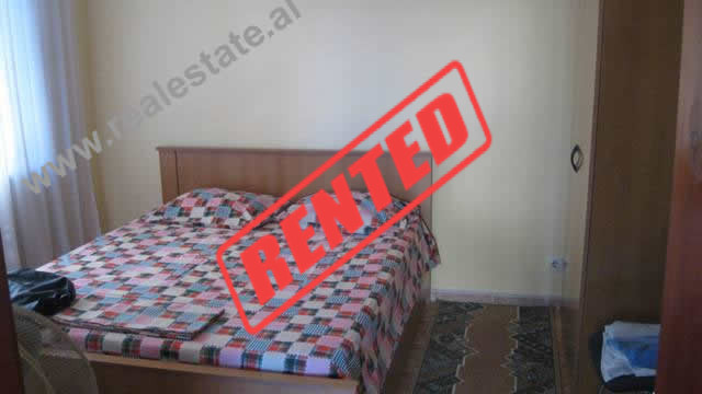 Apartament 1+1 me qera ne rrugen Zonja Curre ne Tirane (TRR-413-35)