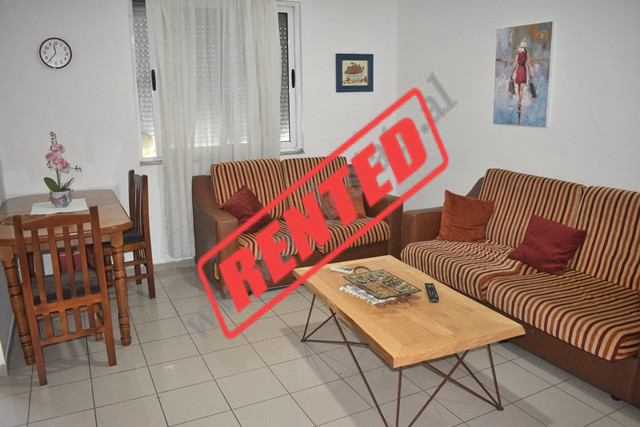 Apartament 3+1 me qira prane rruges se Kavajes ne Tirane