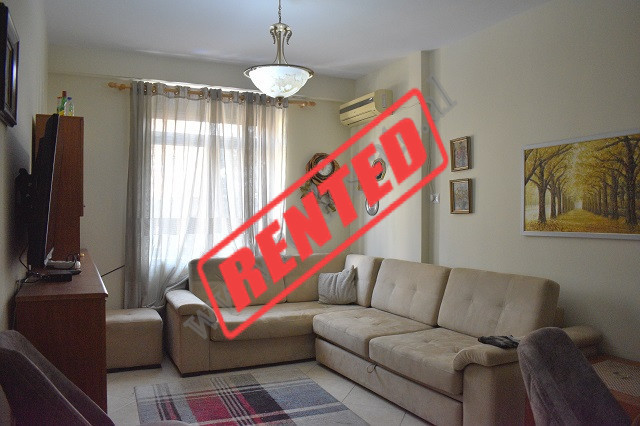 Apartament 3+1 me qira tek Bulevardi Zogu I ne Tirane