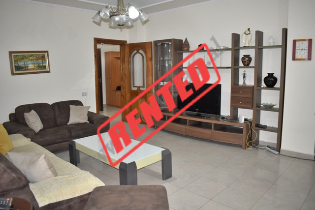 Apartament 3+1 me qira prane rruges Pjeter Budi ne Tirane