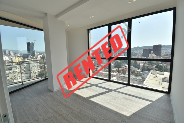 Ambient zyre me qira tek Golden Tower Residence ne Tirane